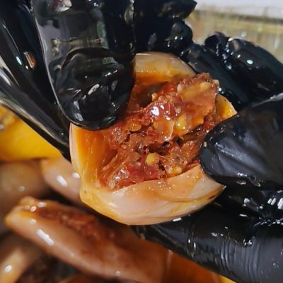 مكدوس بالمكسرات