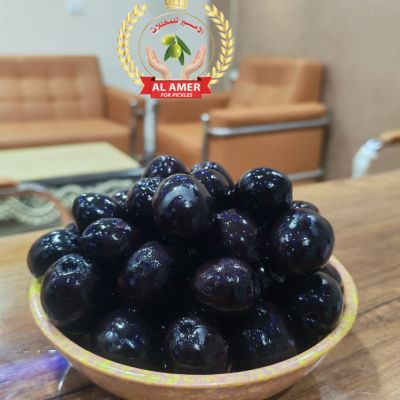 زيتون أسود سليم
